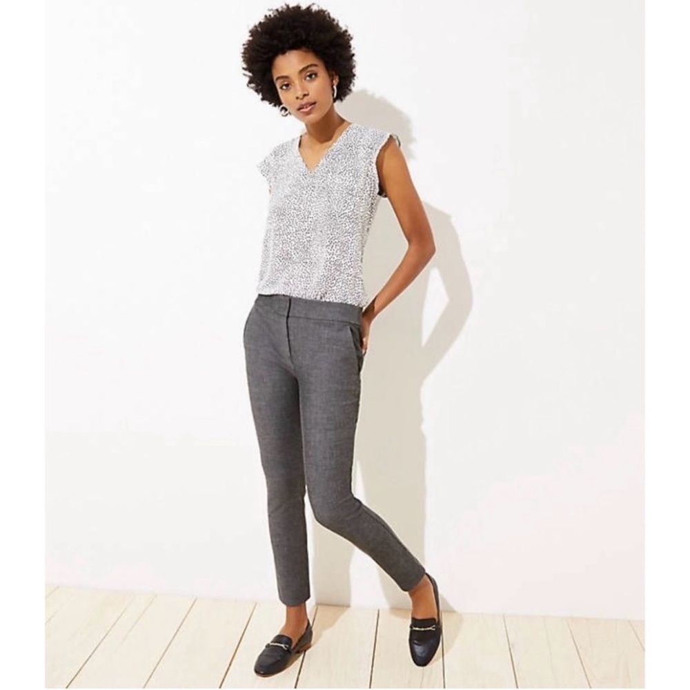 Gorgeous LOFT NWOT Grey/Black Textured Skinny Ankle Pants - Size 0